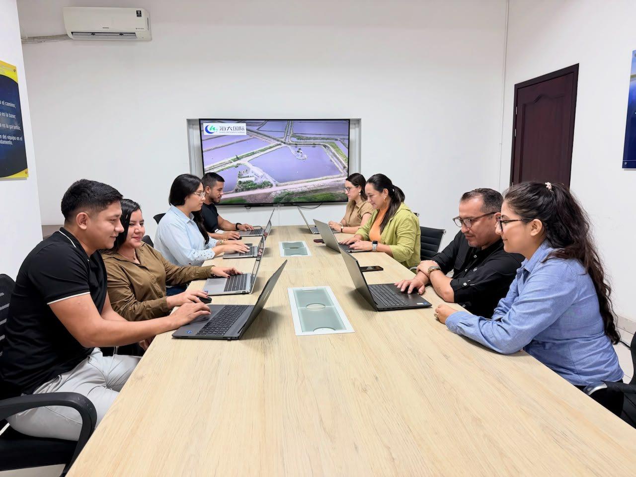 Reunión de trabajo del equipo de HAID Ecuador